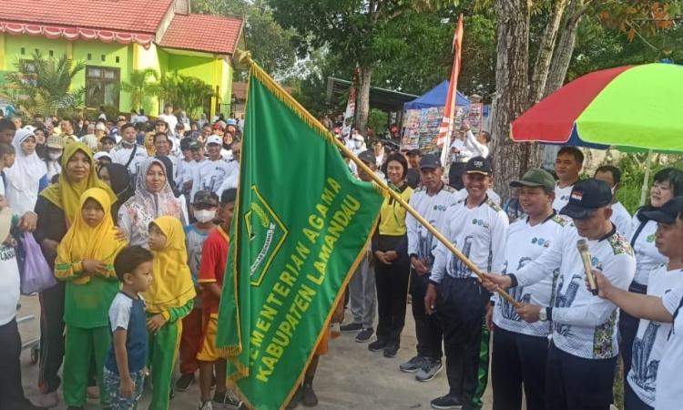 Gandeng FKUB, Kemenag Kabupaten Lamandau Gelar Jalan Sehat Kerukunan