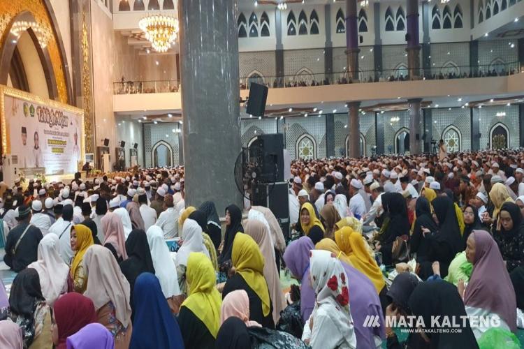 Ustadz Das’ad Latief Ajak Masyarakat Teladani Nabi Muhammad SAW