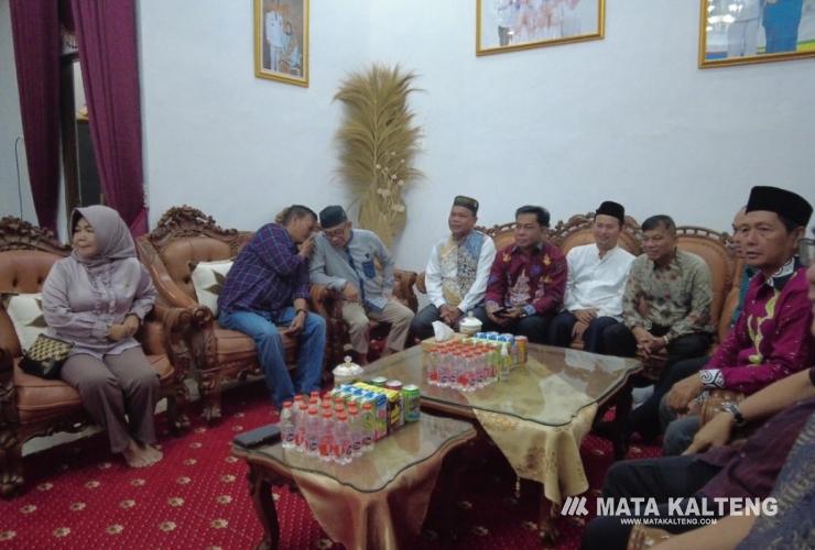 Deddy Winarwan Silaturrahmi dengan Pj Bupati Bartim