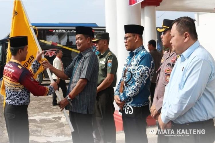 65 Orang Rombongan Kafilah MTQ Seruyan Dilepas