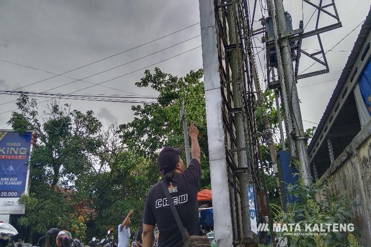 Papan Reklame Milik PT. Wiratama di Pertigaan Muchran Ali Tak Berizin, Ini Tanggapan Kadis DPMPTSP Kotim