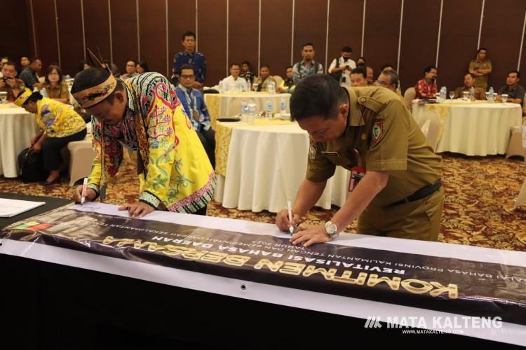 Meningkatkan Kesadaran Pelestarian Bahasa Lokal