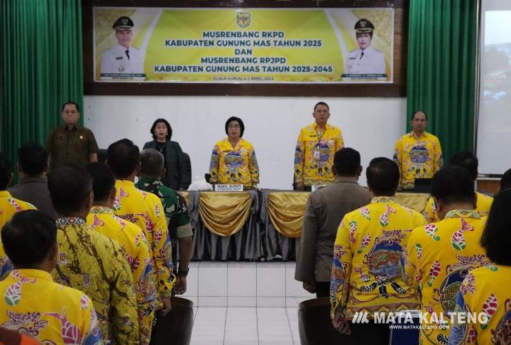 Pemkab Komitmen Lanjutkan Pembangunan Jembatan Sei Kahayan