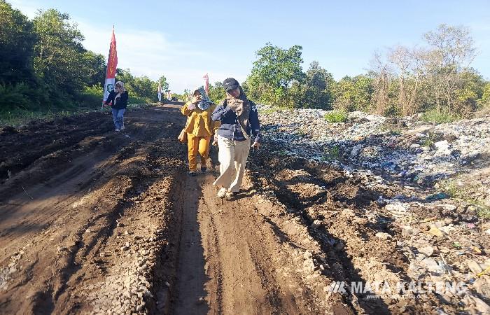 Bupati Kotim Minta Peningkatan Jalan Menuju Pembangunan Pabrik Limbah B3 Dilanjutkan