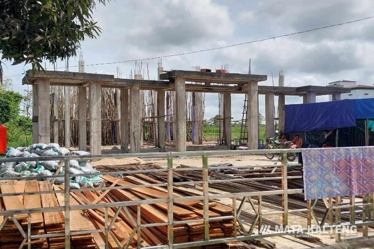 Masjid Nurul Huda Direhab Beton Gunakan Dana Hibah dan Swadaya Masyarakat Desa Palangkau Lama