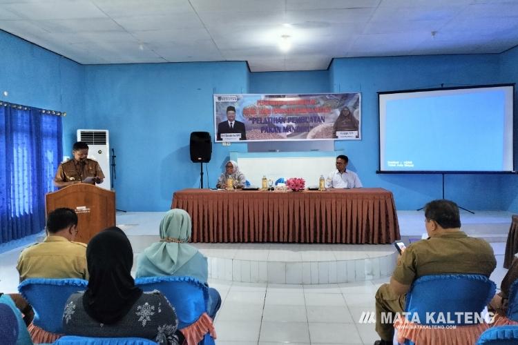 Buka Pelatihan Pembuatan Pakan Ikan, Upaya Tingkatkan Pendapatan Masyarakat