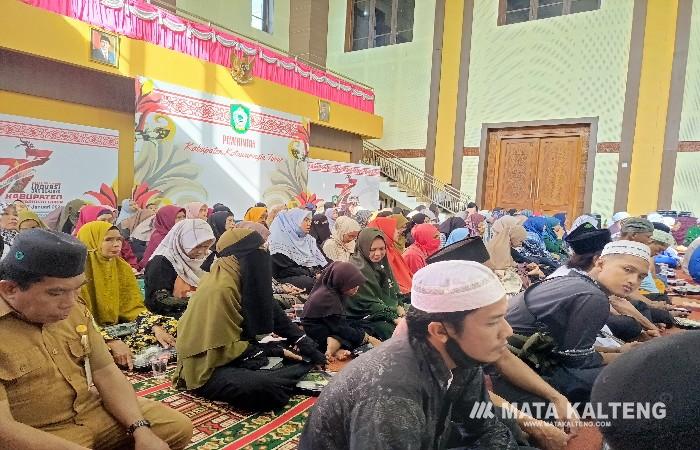 Horee!! 1.000 Guru Ngaji Dapat Insentif dari Bupati Kotim