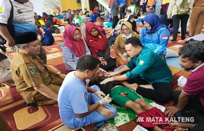 Sunatan Masal yang Digelar Pemkab Kotim Diikuti Usia 35 Sampai Non Muslim