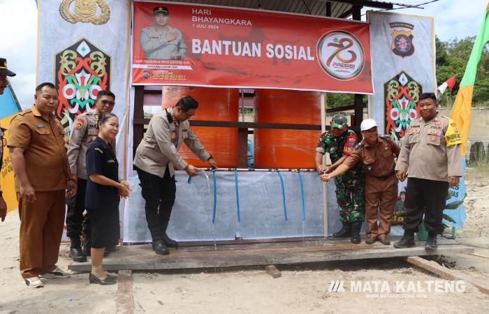 Polres Serahkan Bantuan dan Resmikan Sarana Air Bersih