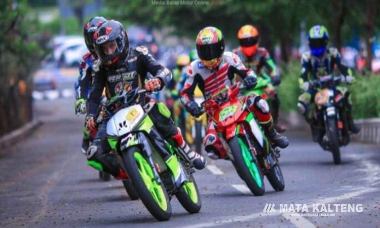 Pj Bupati Barsel Gratiskan Tiket Nonton Motoprix 2024 di Buntok